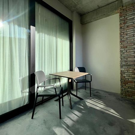 Concept14/16 Hotel Tbilisi Bagian luar foto